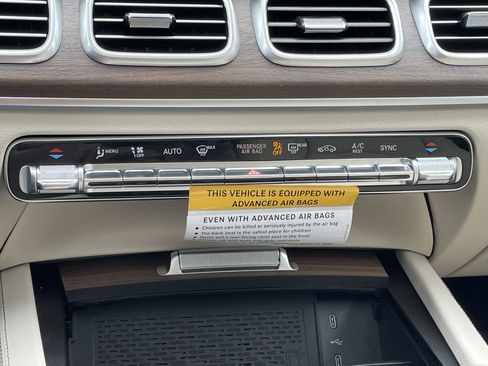 New 2026 Mercedes-Benz GLS 450 GLS 450 4MATIC SUV image 31