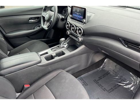 Used 2023 Nissan Sentra SV image 17