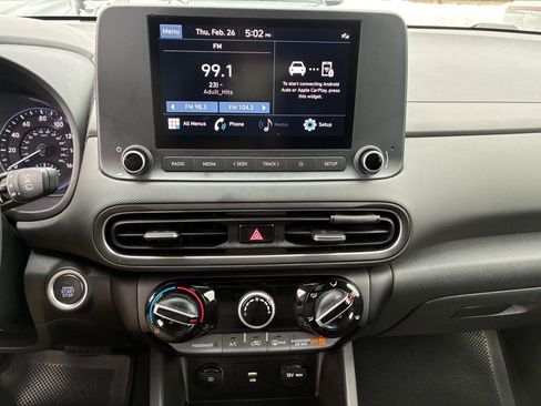 Used 2023 Hyundai Kona SEL image 30