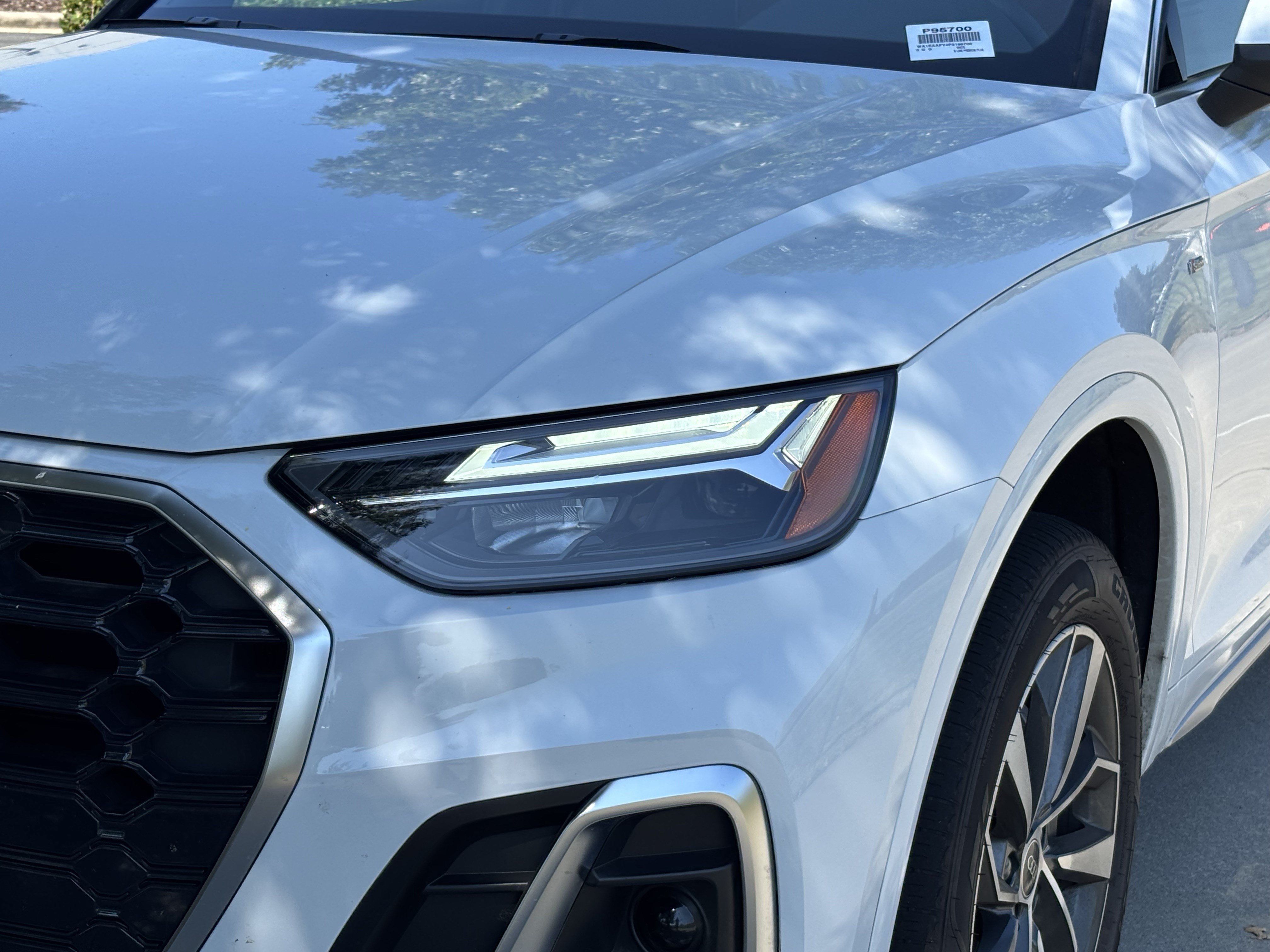 Used 2023 Audi Q5 2.0T Premium Plus w/ Premium Plus Package AWD/4WD image 7