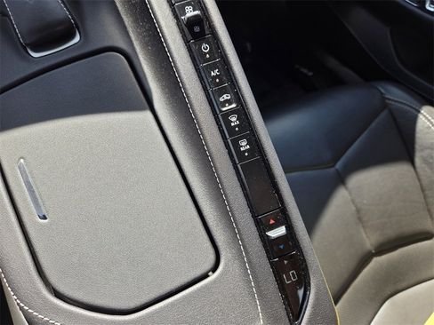 Certified 2025 Chevrolet Corvette Stingray Convertible w/ 1LT image 28