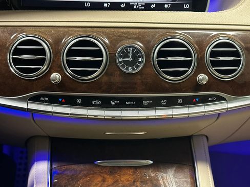 Used 2015 Mercedes-Benz S 550 4MATIC Sedan image 42
