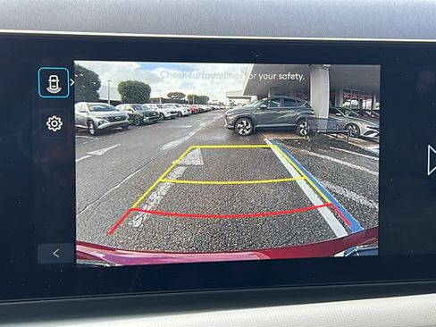 Certified 2026 Hyundai Tucson SE FWD image 16