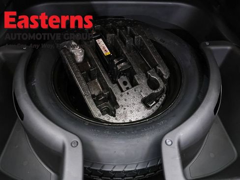 Used 2020 Jeep Grand Cherokee Laredo AWD/4WD image 21