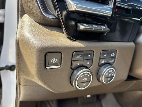 Used 2023 Chevrolet Silverado 1500 LTZ w/ LTZ Premium Package image 27