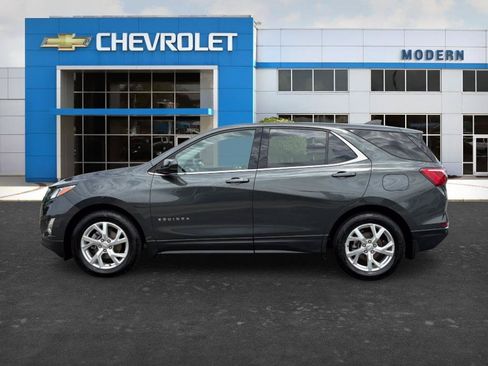 Used 2020 Chevrolet Equinox LT FWD image 2