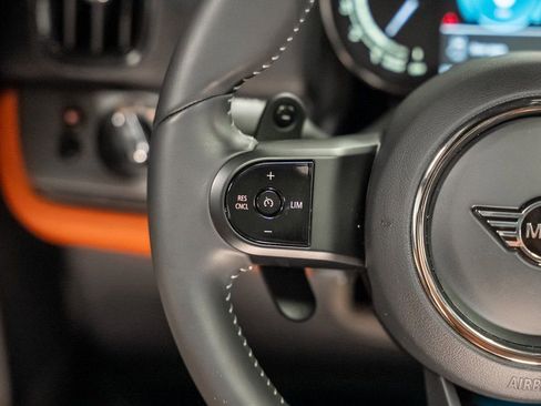 Used 2023 MINI Cooper Countryman S w/ Signature Upholstery Package image 42