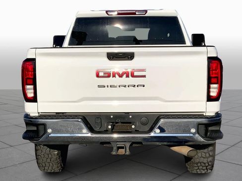 Used 2024 GMC Sierra 2500 Pro image 4