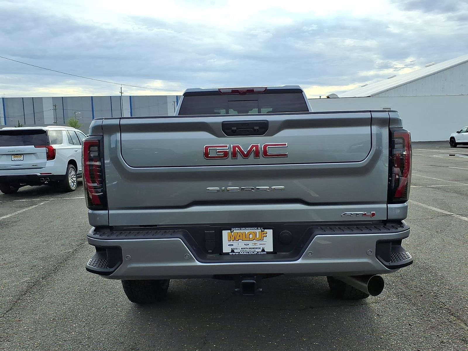 New 2026 GMC Sierra 3500 AT4 w/ AT4 Premium Plus Package AWD/4WD image 5