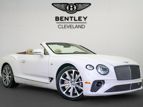 Used 2020 Bentley Continental GT image 1