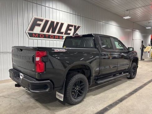 Certified 2022 Chevrolet Silverado 1500 LT Trail Boss w/ Safety Package image 9