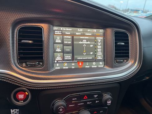 Used 2021 Dodge Charger SRT Hellcat image 19