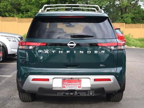 Certified 2025 Nissan Pathfinder SL w/ SL Premium Package FWD image 6