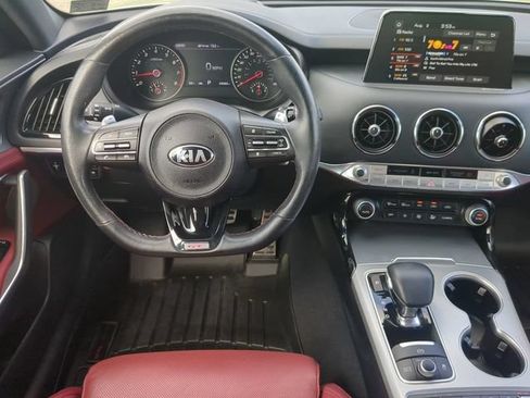 Used 2019 Kia Stinger GT2 AWD/4WD image 14