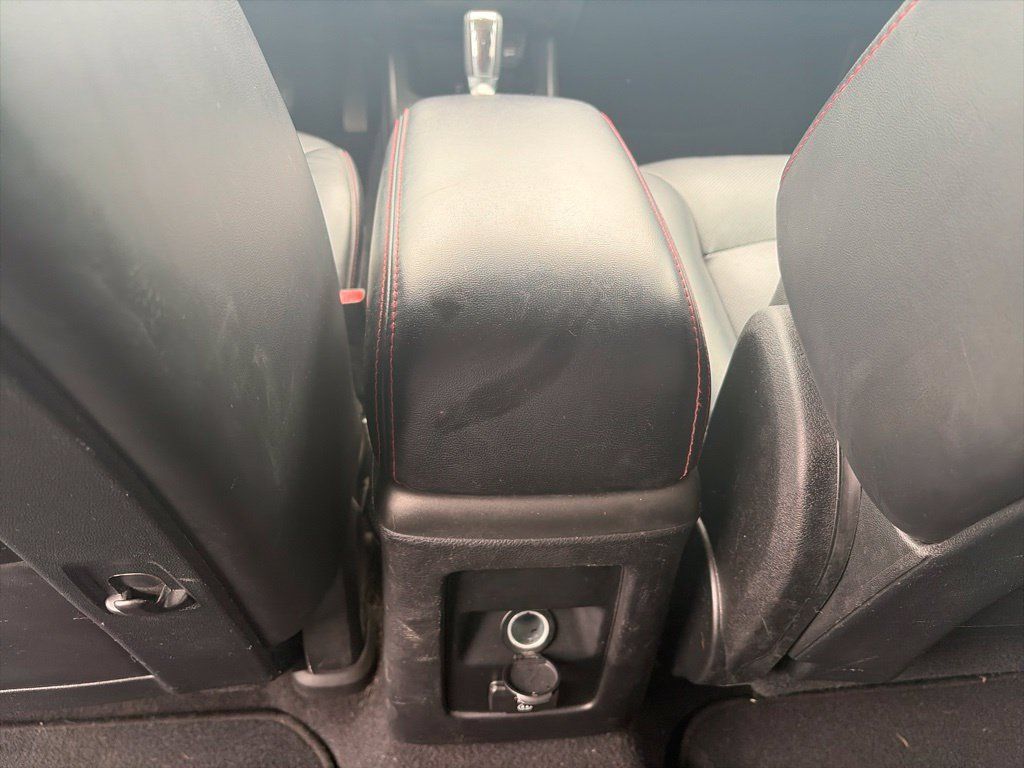 Used 2017 Dodge Journey GT w/ Driver Convenience Group AWD/4WD image 13