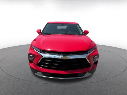 Used 2025 Chevrolet Blazer LT FWD image 4