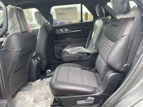 New 2026 Ford Explorer ST-Line AWD/4WD image 10