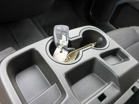 Used 2024 Chevrolet Silverado 2500 LT AWD/4WD image 20
