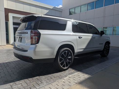 Used 2022 Chevrolet Suburban RST w/ Luxury Package RWD image 5
