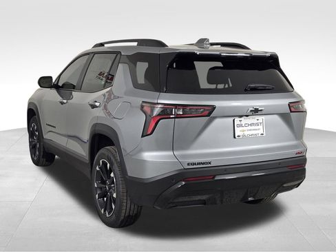 New 2026 Chevrolet Equinox RS w/ Convenience Package III FWD image 5