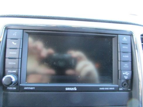 Used 2013 Jeep Grand Cherokee Laredo image 24