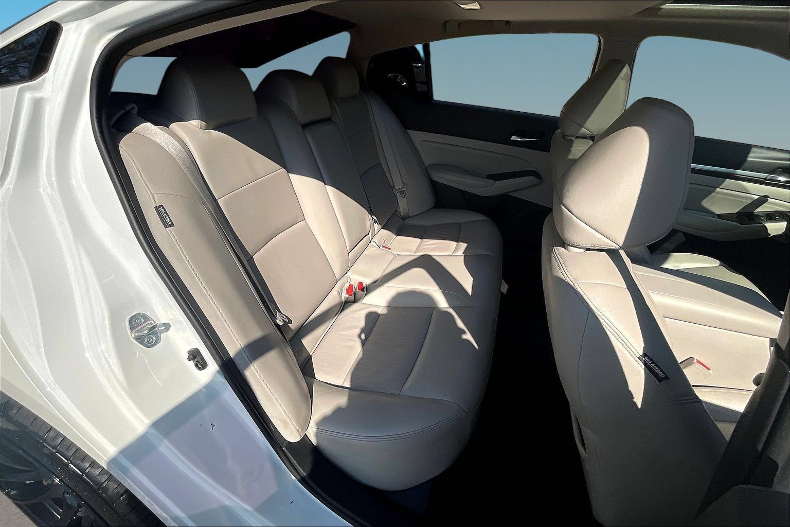 Used 2019 Nissan Altima 2.5 Platinum AWD/4WD image 24