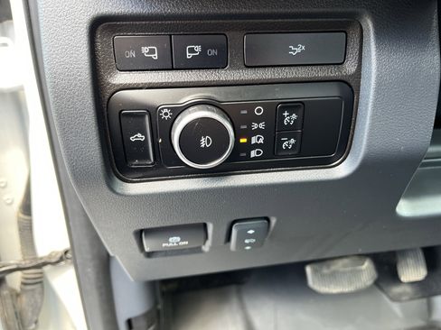 Used 2024 Ford F250 Lariat w/ Lariat Ultimate Package AWD/4WD image 15