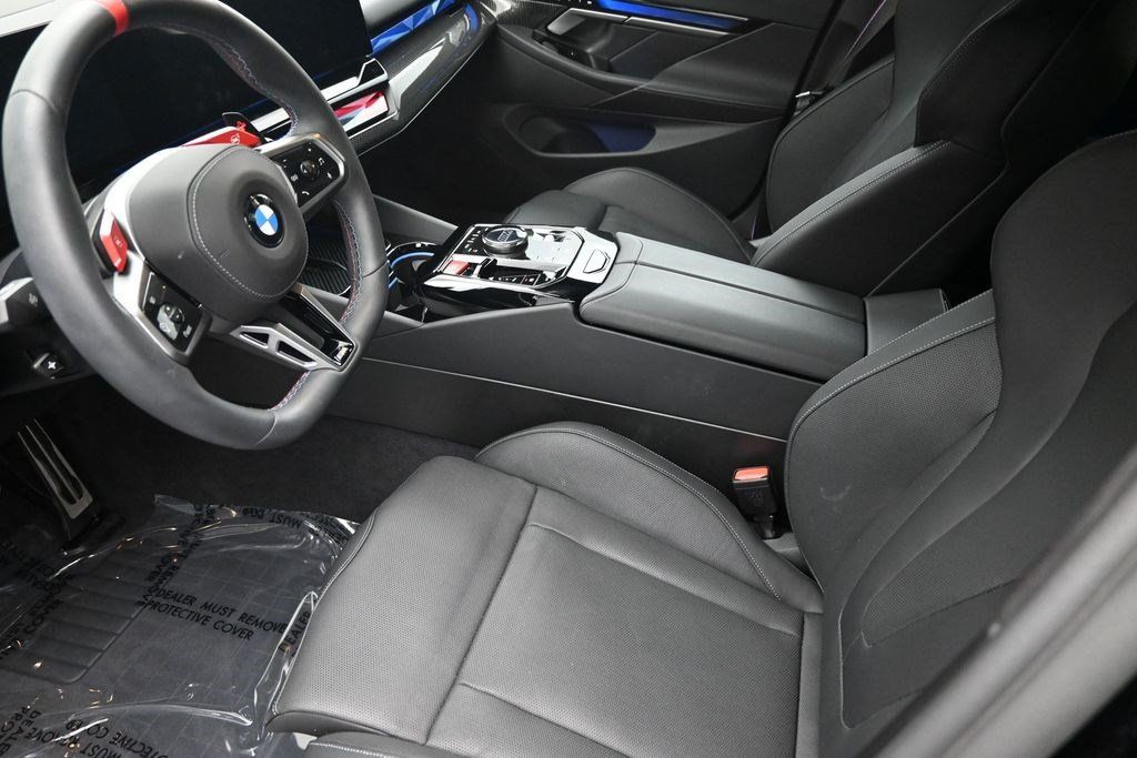 Used 2026 BMW M5 w/ Executive Package AWD/4WD image 17