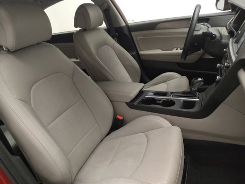 Used 2017 Hyundai Sonata Sport w/ Value Edition Package 02 image 21