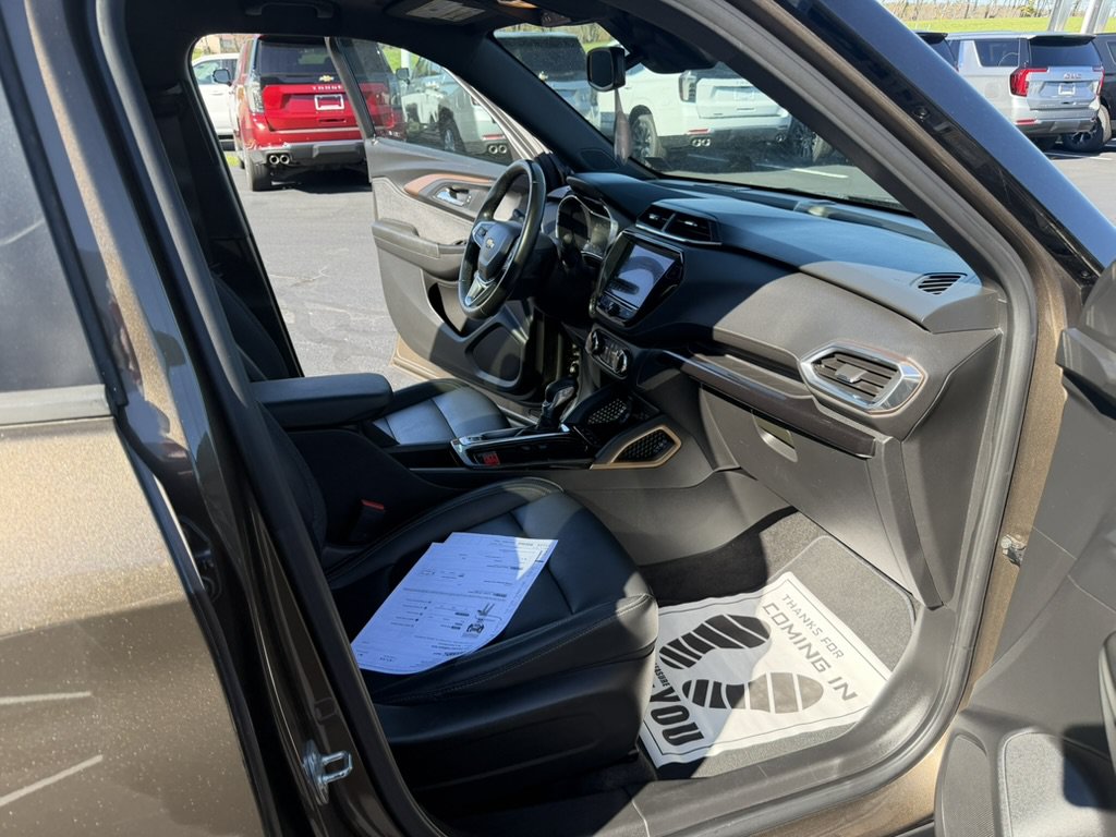 Certified 2021 Chevrolet TrailBlazer ACTIV w/ Sun and Liftgate Package AWD/4WD image 35