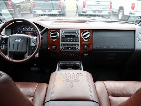 Used 2012 Ford F250 King Ranch w/ King Ranch w/Chrome Pkg image 42