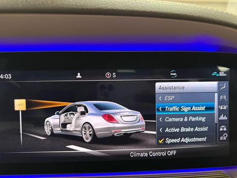 Used 2020 Mercedes-Benz S 560 Sedan image 25