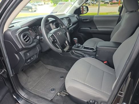 Certified 2022 Toyota Tacoma SR w/ SR Convenience Package RWD image 9