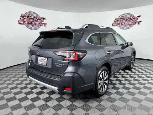 Used 2024 Subaru Outback Touring AWD/4WD image 7