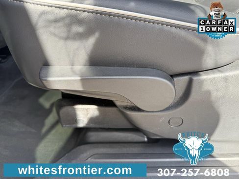 Used 2025 Buick Enclave Preferred AWD/4WD image 23