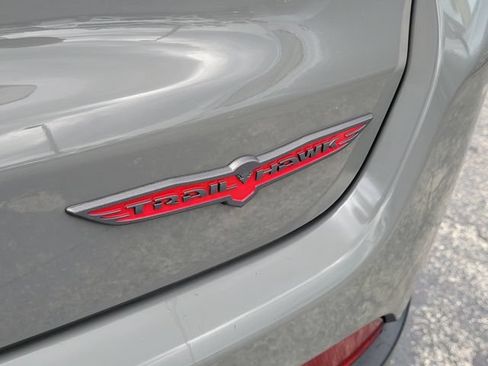 Used 2022 Jeep Compass Trailhawk AWD/4WD image 6