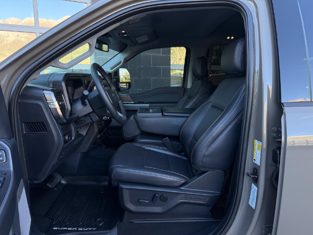 Used 2026 Ford F250 Lariat AWD/4WD image 19
