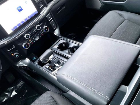 Used 2022 Ford F150 XLT w/ Equipment Group 302A High image 13