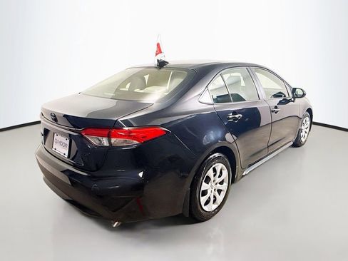 Certified 2022 Toyota Corolla LE image 18