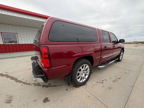 Used 2007 GMC Sierra 1500 SLE w/ Sierra Special Edition image 8