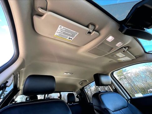 Used 2019 Ford Ranger Lariat w/ Equipment Group 501A Mid image 13