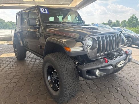 Used 2018 Jeep Wrangler Unlimited Rubicon w/ Dual Top Group AWD/4WD image 4