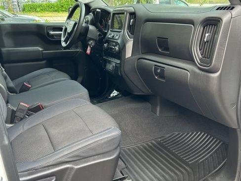 Used 2019 Chevrolet Silverado 1500 Custom w/ Custom Value Package AWD/4WD image 25