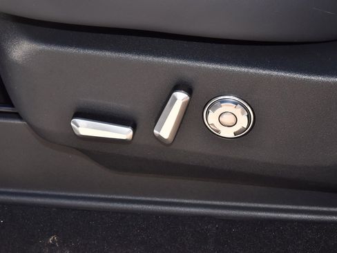 New 2025 Lincoln Navigator Reserve w/ Jet Appearance Package image 40