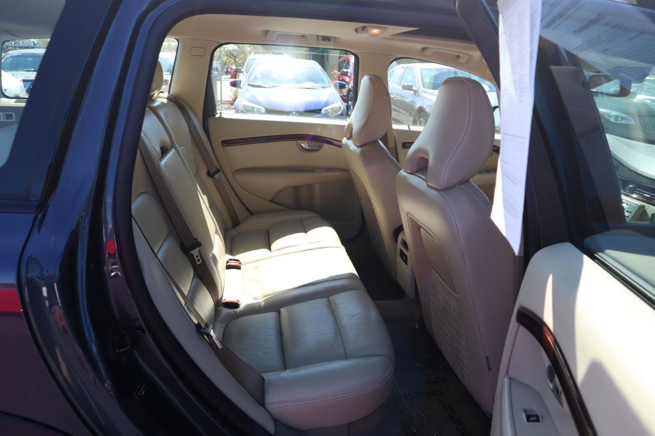 Used 2008 Volvo XC70 3.2 AWD/4WD image 12