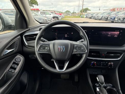 Used 2025 Buick Encore GX Preferred FWD image 27