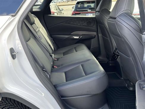 Used 2024 Lexus RX 350 AWD image 7