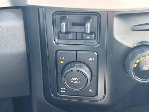 Used 2025 Ford F250 XL w/ STX Appearance Package image 27