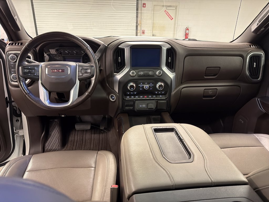 Used 2019 GMC Sierra 1500 SLT w/ SLT Premium Plus Package AWD/4WD image 30