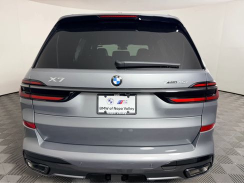 New 2026 BMW X7 xDrive40i w/ M Sport Package image 4